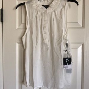 Nwt Vera Wang white knight ruffle tank.